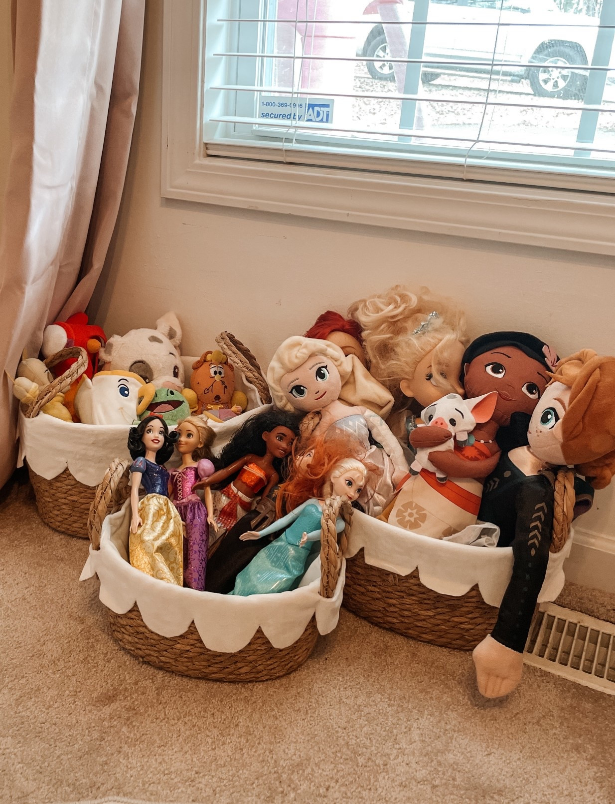 Love this little spot in Charlie’s room!


Amazon | Target | kids | girls | toddler | family | affordable | bedroom | playroom | trending 

#LTKHome #LTKKids #LTKmomlife