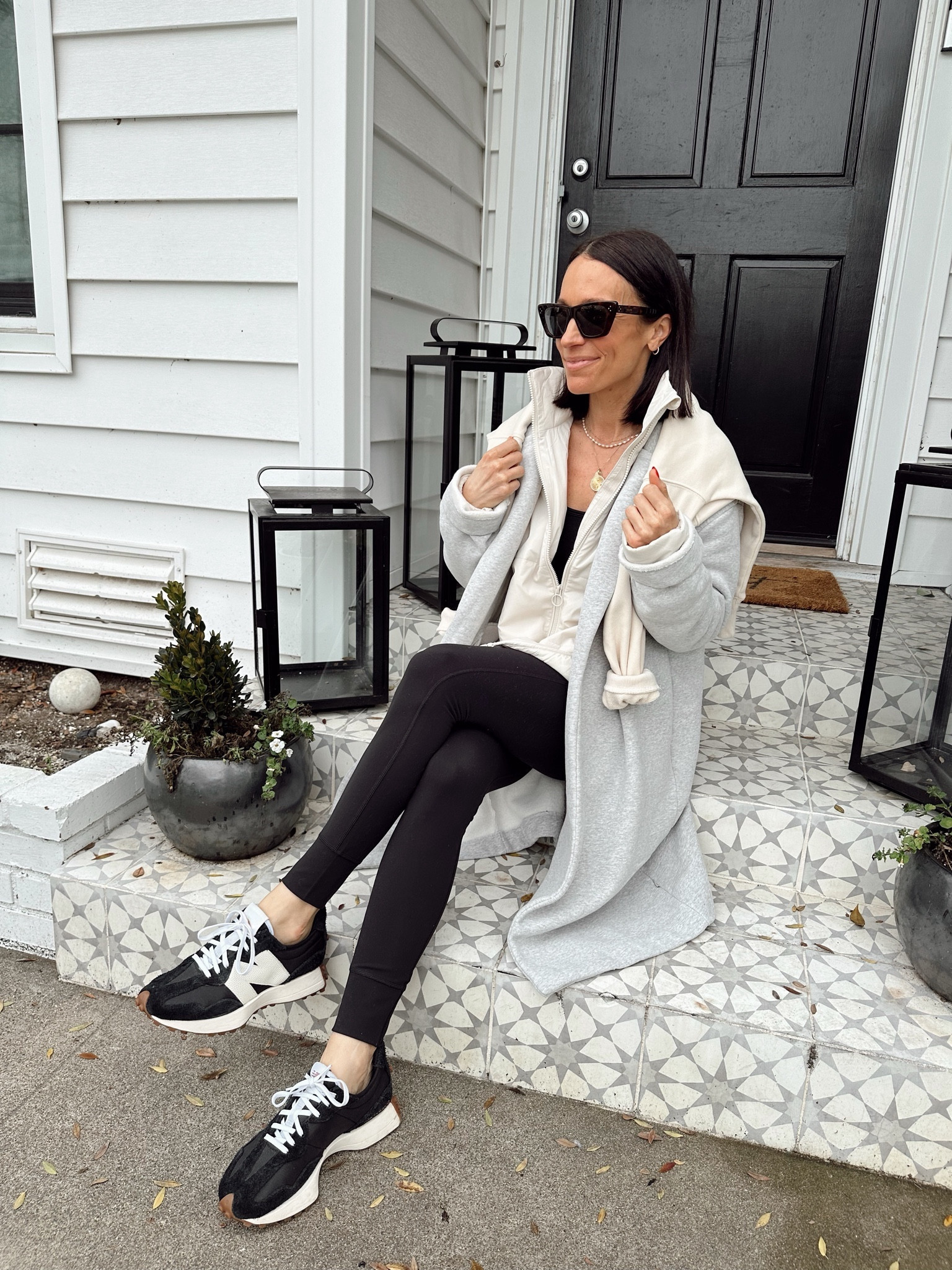  One of my favorite outfits from last week with everything from @vuoriclothing. I wore the daily leggings, halo essential tank, and Sedona weekend crew for an early morning hike and then layered the Canyon Insulated Jacket + Restore Coat over for school drop off and a day of checking things off of my to do list. I’m such a fan of Vuori’s warm layering pieces and performance fabrics (all available in so many different colors) and reach for their pieces for my workouts and beyond because the performance of the pieces is superior! 
#ad


#LTKover40