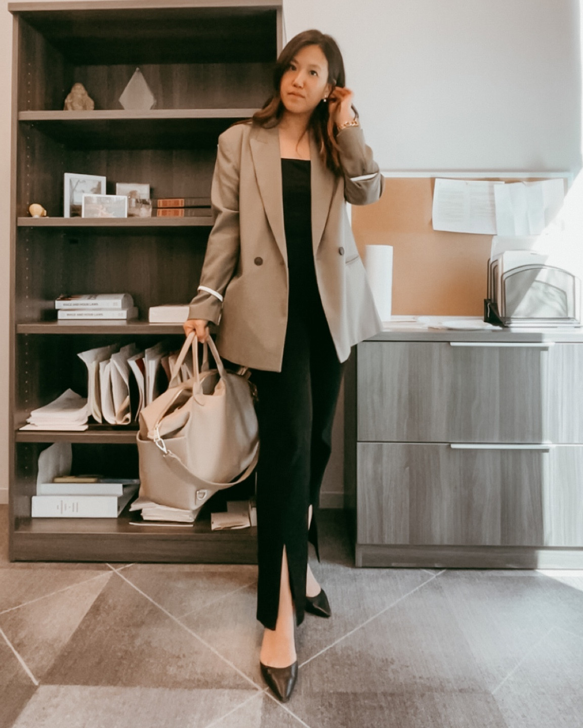 dark taupe oversized blazer and split hem flared pants is now my go to work outfit! Bodysuit under. 

blazer zara 2753/142 
 pants [old] zara but similar 5427/524. 

#LTKsalealert #LTKSeasonal #LTKFind