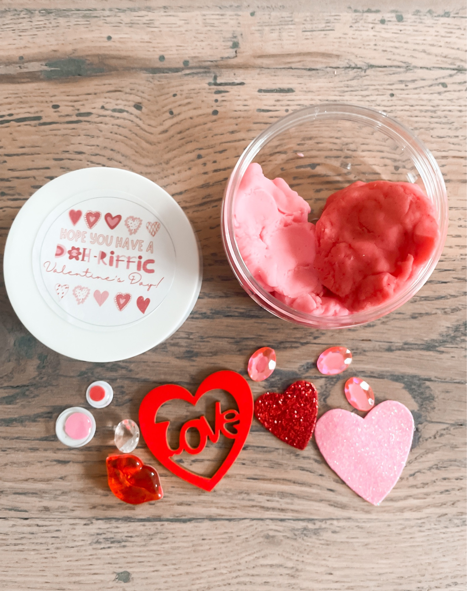 William & I made these sensory kits for his valentines for his class this year ❤️ we made the play doh using @mothercould’s recipe. All of the small pieces were from the dollar store, I linked some from Amazon though. I designed the label using Canva. There is also a label on the side where William wrote his name. They came out really cute & we had fun making them together! 

Valentines 💌 Valentine’s Day, valentines for class, valentines for kids, party favors, gifts for kids, favors for kids,  sensory kits 

#valentinesday #valentinesforclass #partyfavors #sensorykits #partyfavors 

#LTKSeasonal #LTKkids #LTKunder50