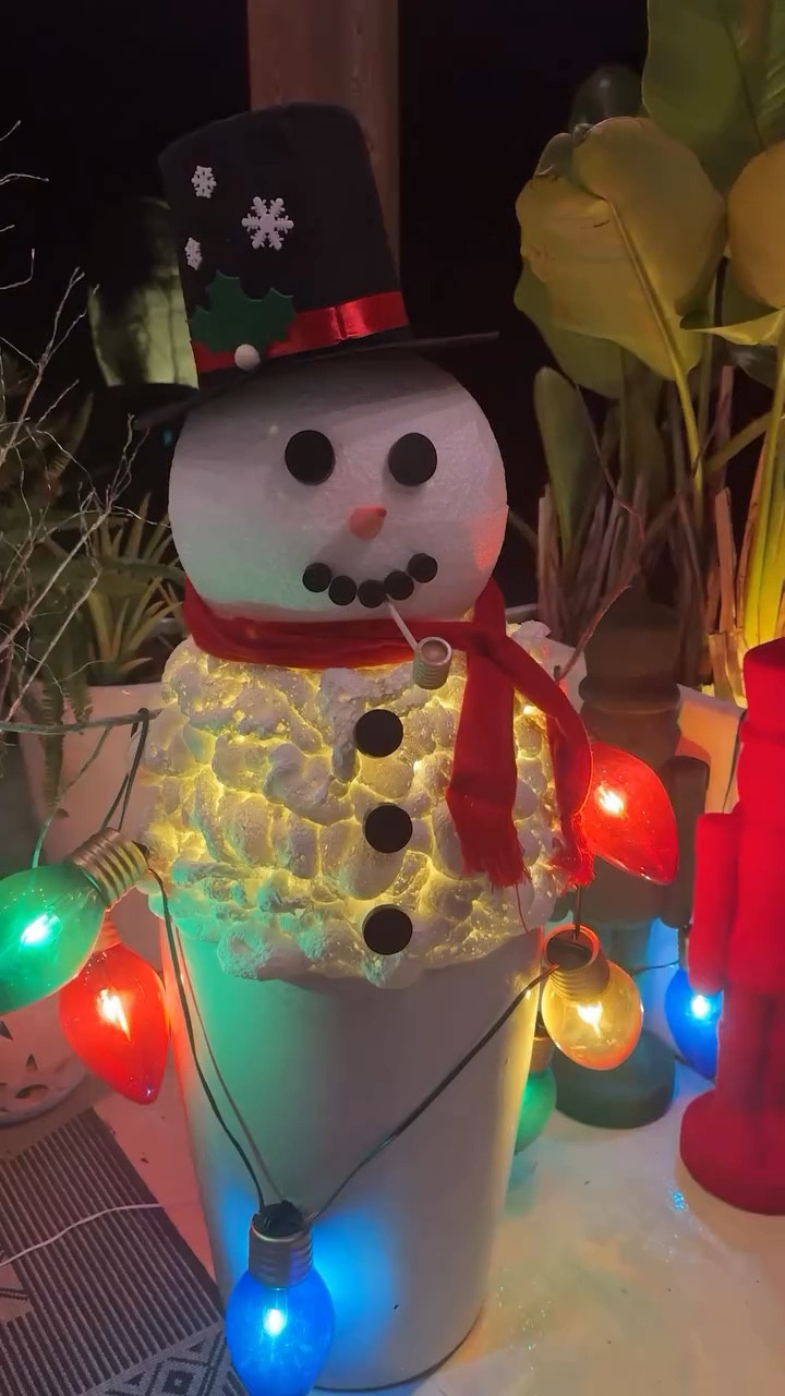 DIY light-up snowman, DIY planter snowman

#LTKHoliday #LTKSeasonal #LTKHome