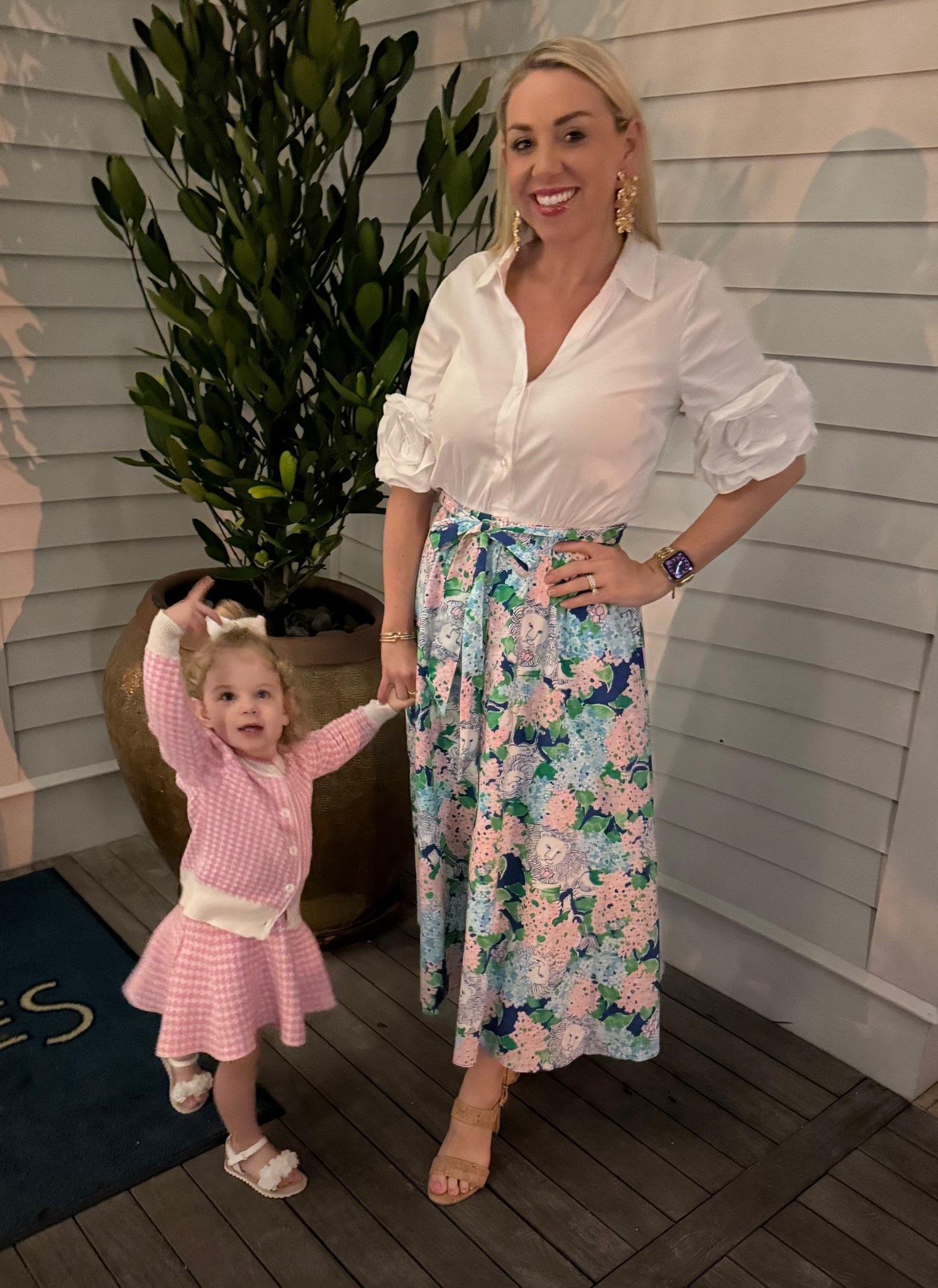 The Lilly Sale is happening now! This midi shirtdress is on sale for less than $150! 

#LTKWorkwear #LTKootd #LTKSaleAlert