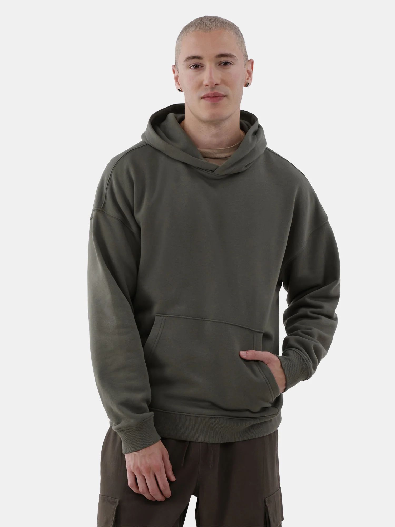 No Boundaries All Gender Oversized Fleece Hoodie with Long Sleeves, Men's Sizes XS-5XL | Walmart (US)