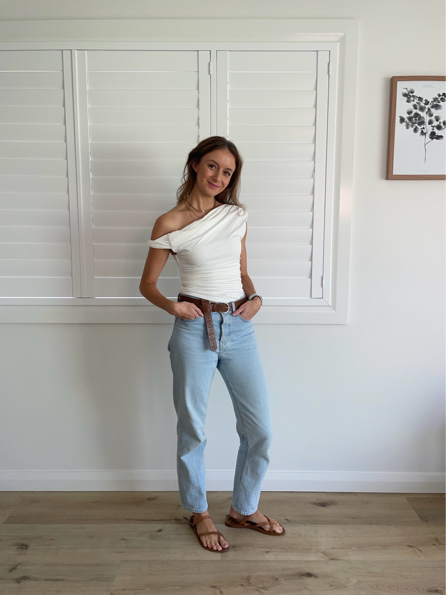 Jeans and a nice top is a classic combo but it’s easy to add a bit of interest by selecting a unique item or with your styling.

This one shouldered, gathered top is a beautiful option and I’ve styled my belt to drape down my leg to drawn the eye down rather than cutting off around my waist.

#LTKautumn #LTKaustralia