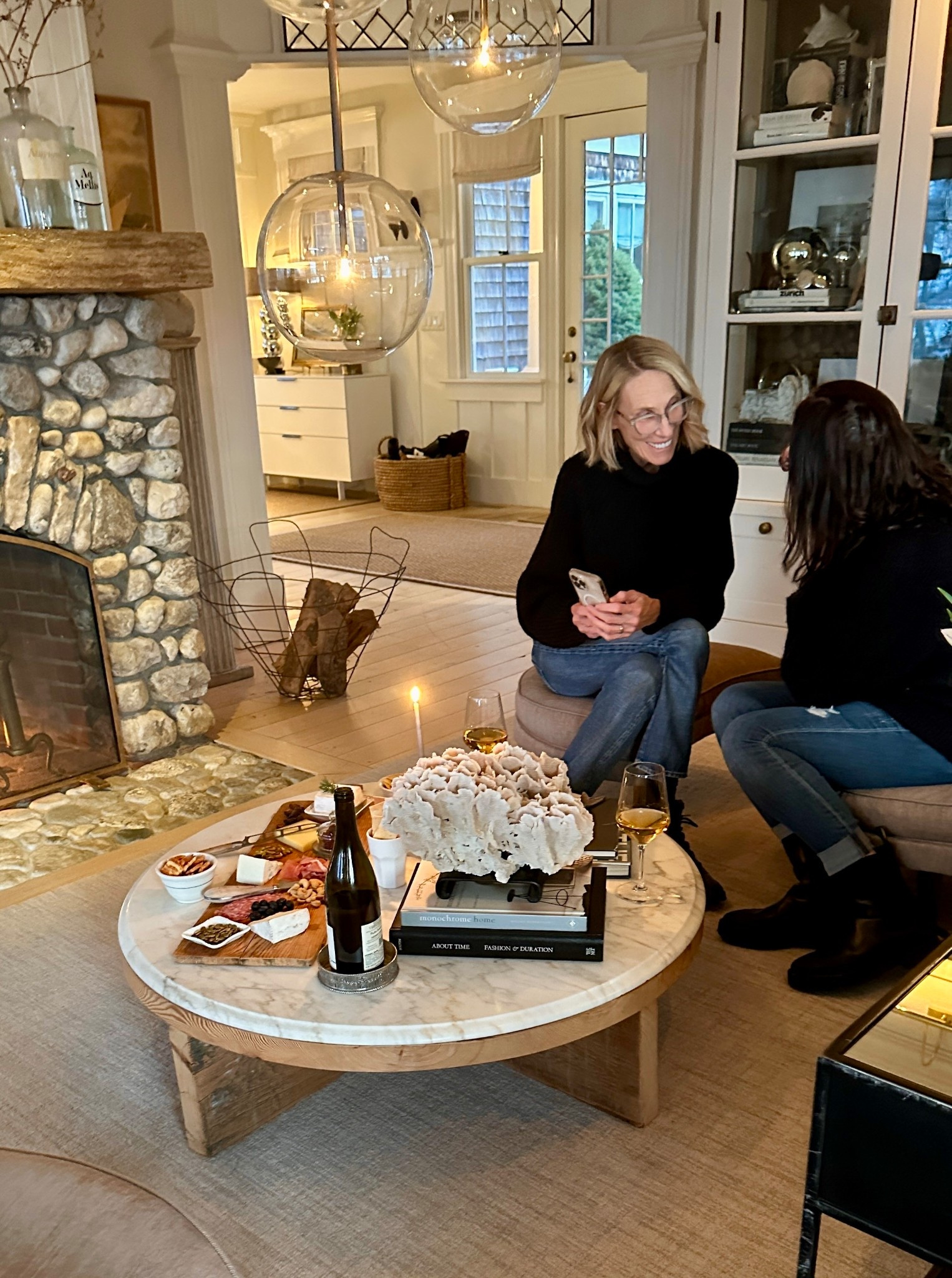 Closing out the work day with some pickies and wine…

#LTKHome #LTKParties