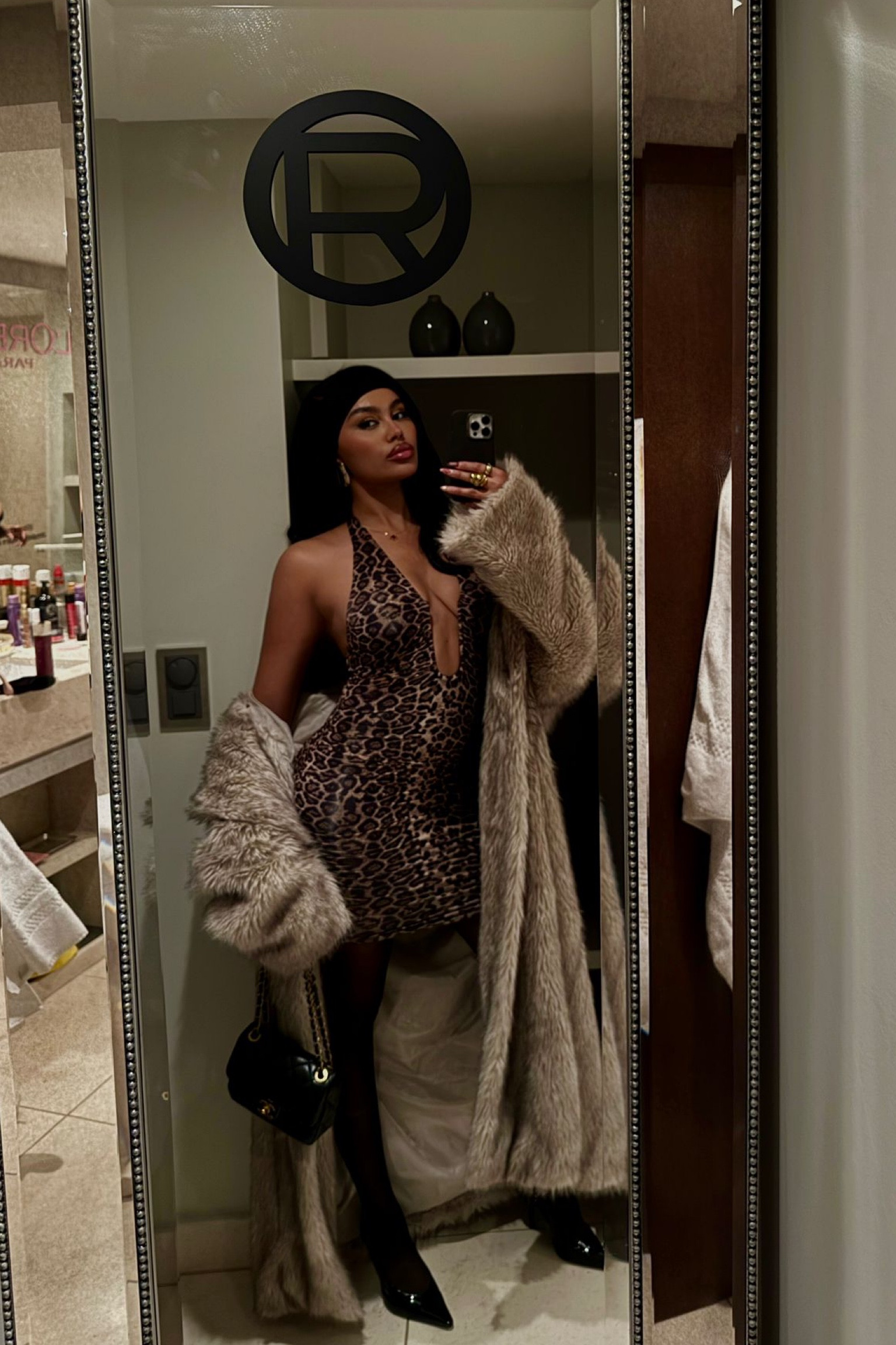 Oh Polly leopard dress 🐆 Jaded London faux fur longline coat


#LTKuk #LTKpartywear #LTKtravel