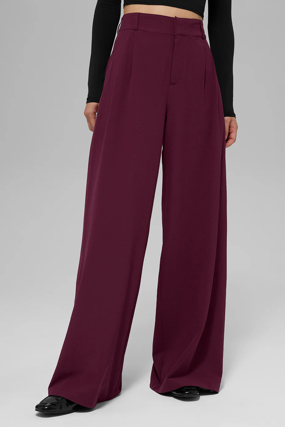 Accolade Straight Leg Sweatpant - Burgundy | Alo Yoga (US)