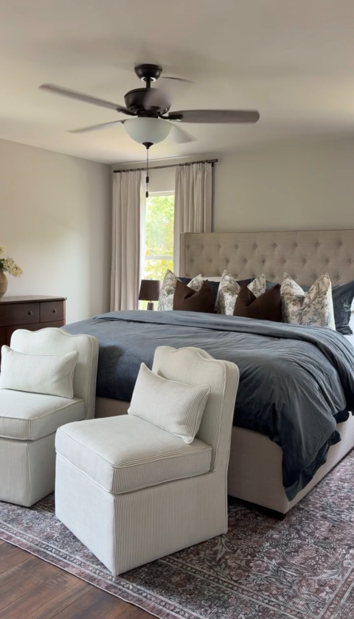 the most beautiful primary bedroom setup!!  

 #LTKHome