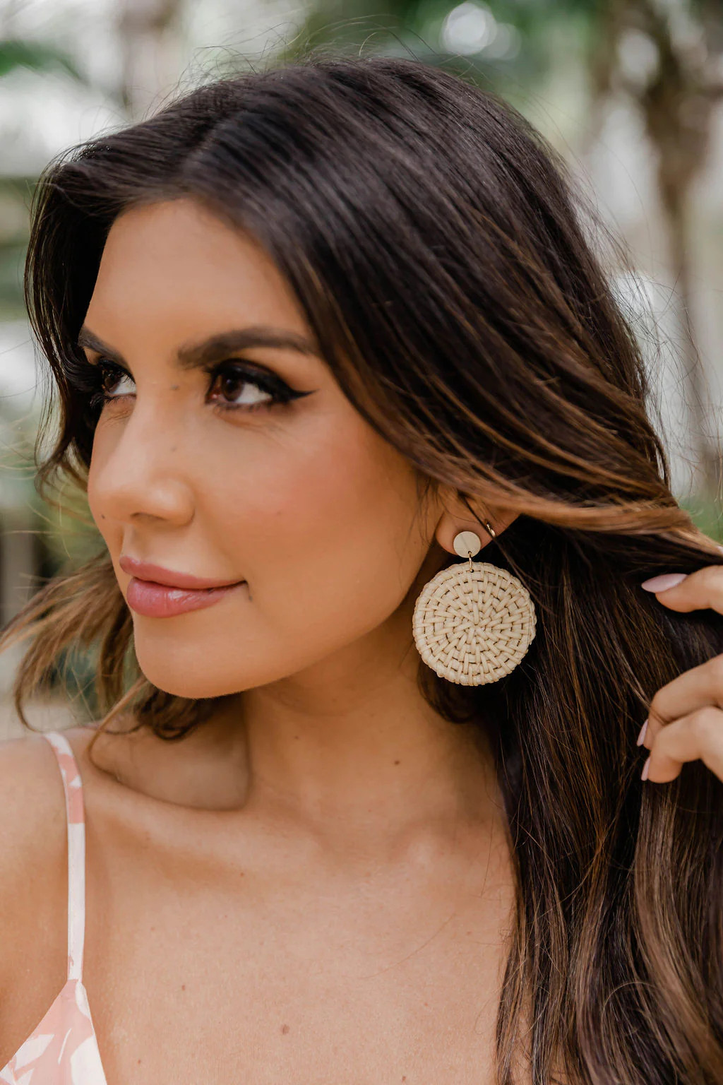 Rays Of Happiness Rattan Circle Earrings - Pink Lily | Pink Lily