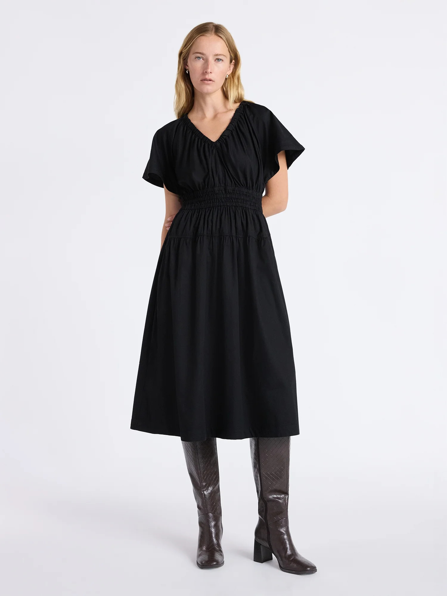 Free Assembly Women's and Women's Plus Cotton Smocked Waist Midi Dress with Flutter Sleeves, Size... | Walmart (US)