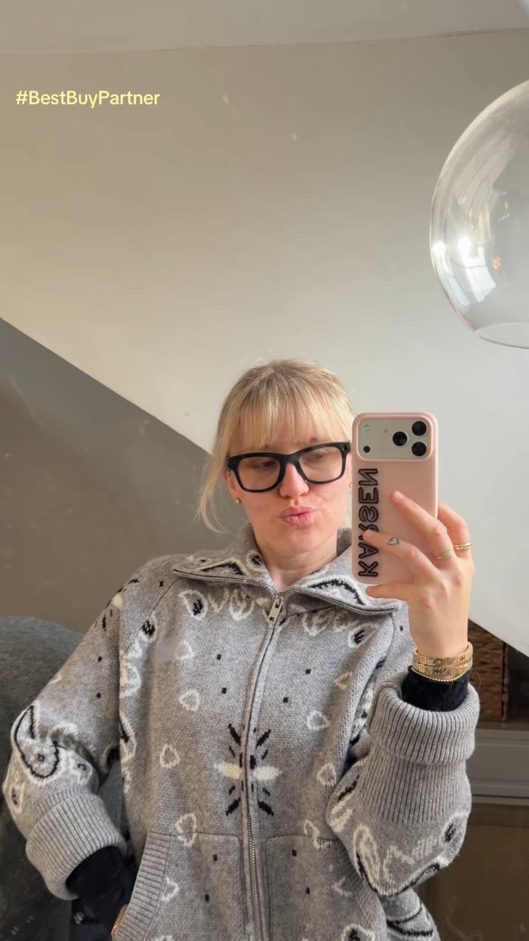 #BestBuyPartner - Moving day made memorable 👓📦✨loving my new Ray-Ban Meta glasses & all they can do - from capturing the little moments to answering all the important questions - i’m so glad i have my AI glasses !! available in a range of iconic styles that are perfect for everyday wear - shop now at @bestbuy (Save up to 25% on select Ray-Ban Meta glasses. Offer ends 5/25/2026)🤍