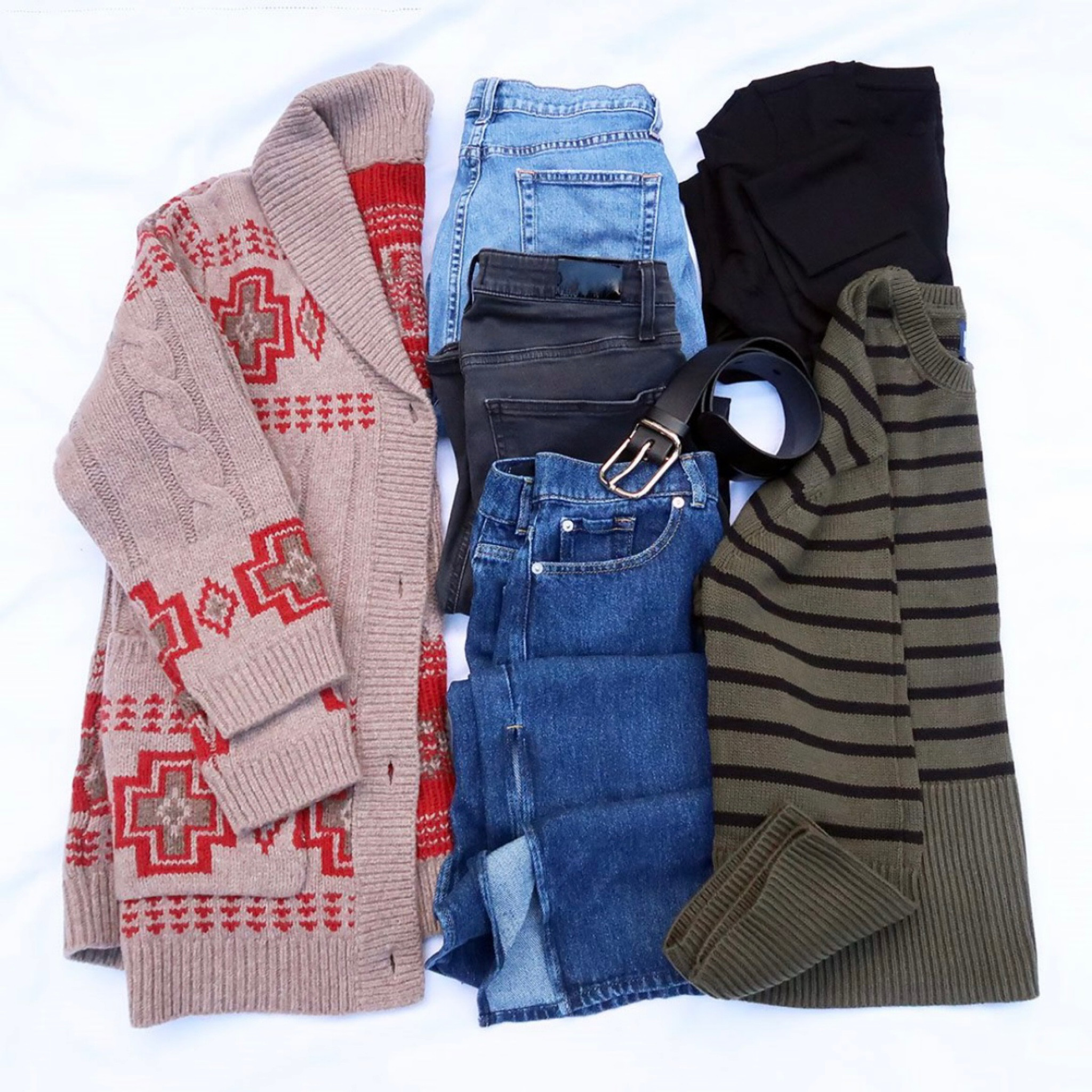 Fall sweaters to mix and match with denim 💕🍁🍂 fall capsule wardrobe ❤️ casual fall outfit ideas ❤️❤️

#LTKover40 #LTKstyletip #LTKSeasonal