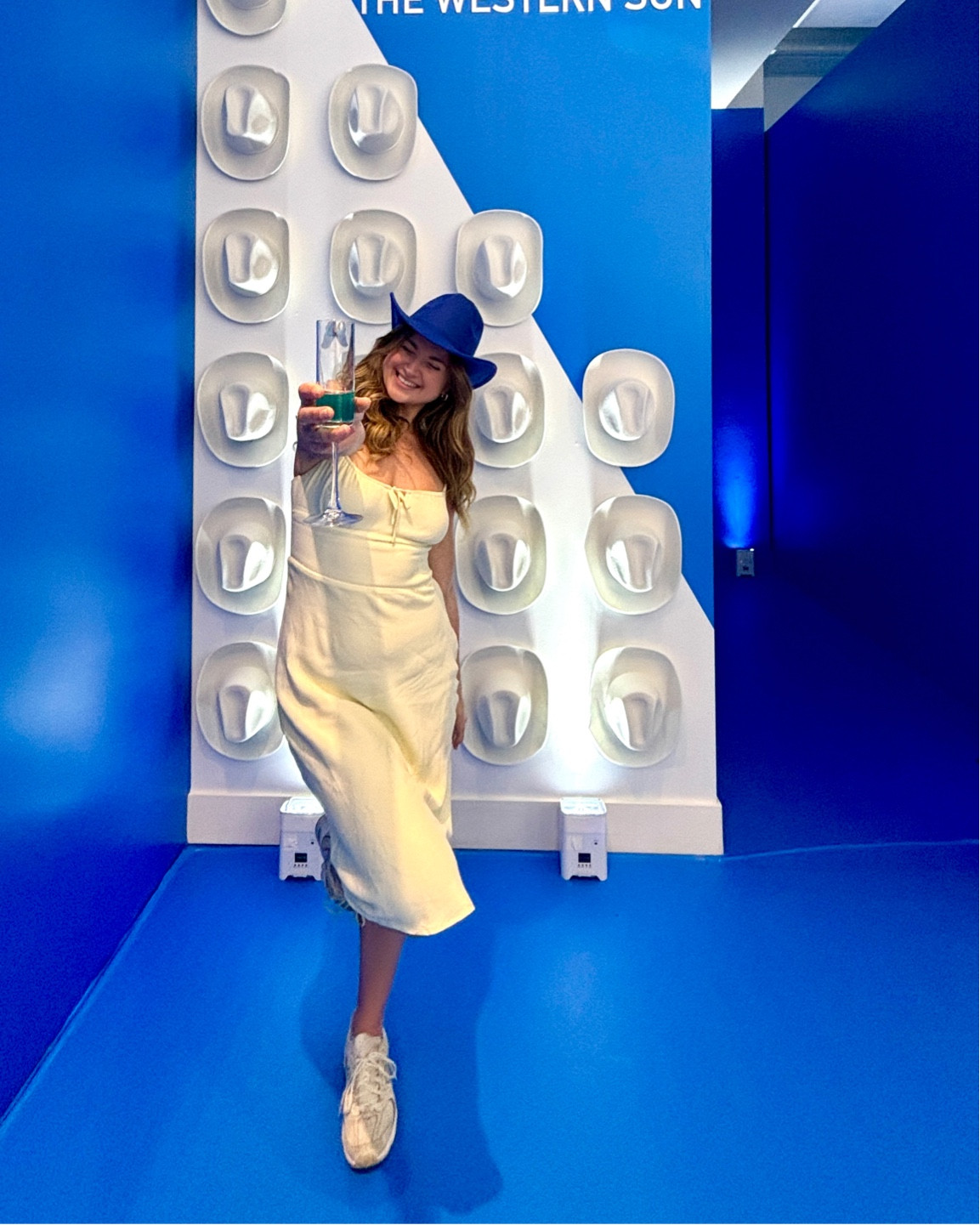 this dress got a lot of attention on this post so here it is!💛 #aritzia

#LTKBeauty