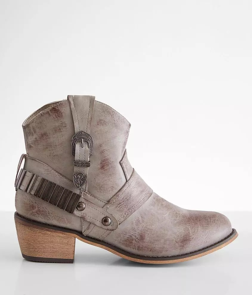 Bentley Ankle Boot | Buckle