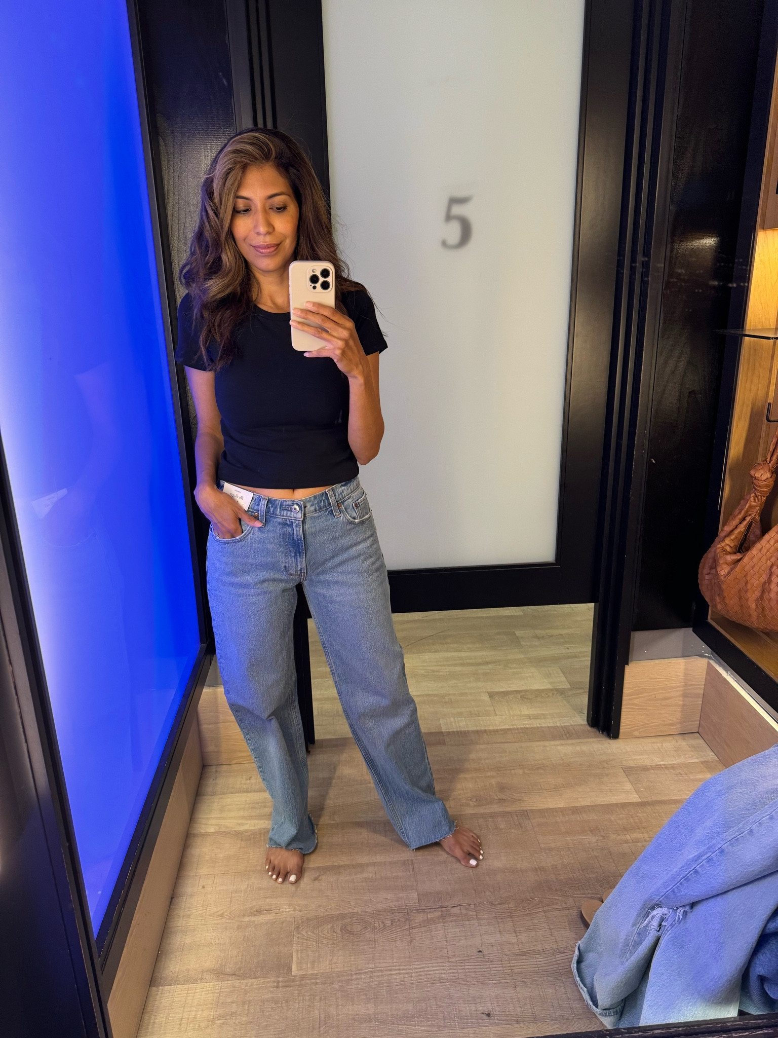 Low rise baggy jeans 

#LTKOver40