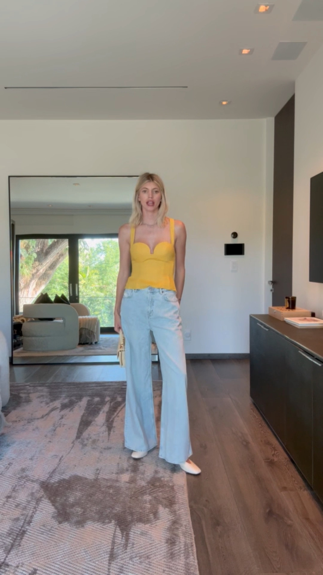 LOVE this brighter yellow!💛

#LTKWatchNow #LTKStyleTip #LTKSeasonal