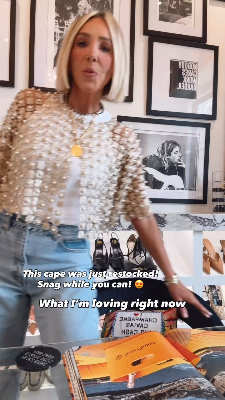 I’ve never had more link requests then I did for this cape! Was sold out so fast but now available! Snag while you can if you loved it! 😍😍😍