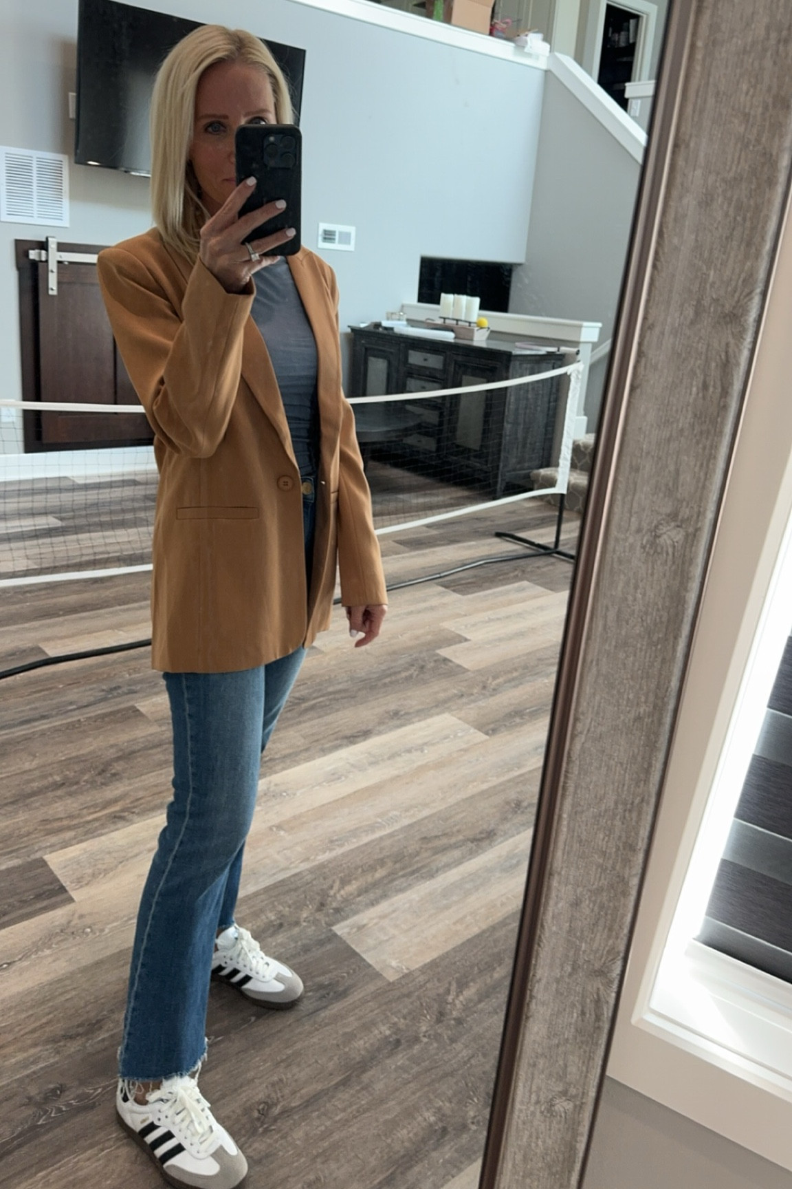 Fall is near! Love fall fashion! 

#vicidolls #vici #blazer #fallfashion #fall 

#LTKfindsunder100 #LTKshoecrush #LTKover40