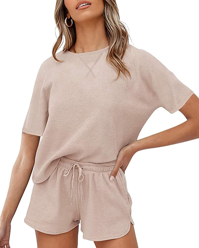 ZESICA Women's Waffle Knit Pajama Set Short Sleeve Top and Shorts Loungewear Athletic Tracksuits wit | Amazon (US)