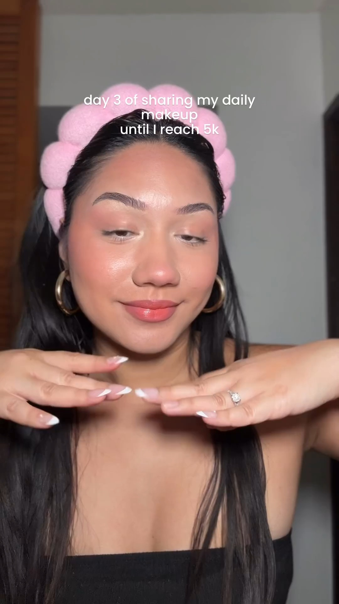 Sunset lips! Using makeup forever endless cacao lipliner and elf camo liquid blush in 2 shades! Follow for more beauty videos 

#LTKbeauty #LTKVideo