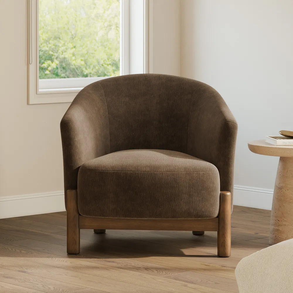 Lizzo 33" Accent Chair | Hernest