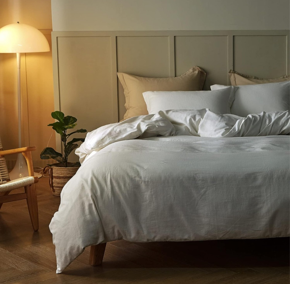 Nothing better than a post holiday bedroom refresh! January bedding refresh - Amazon Finds!

#Kingbed #duvet #velvet #modernboho #cozy

#LTKunder100 #LTKRefresh

Amazon | Target 


#LTKSeasonal #LTKsalealert #LTKhome