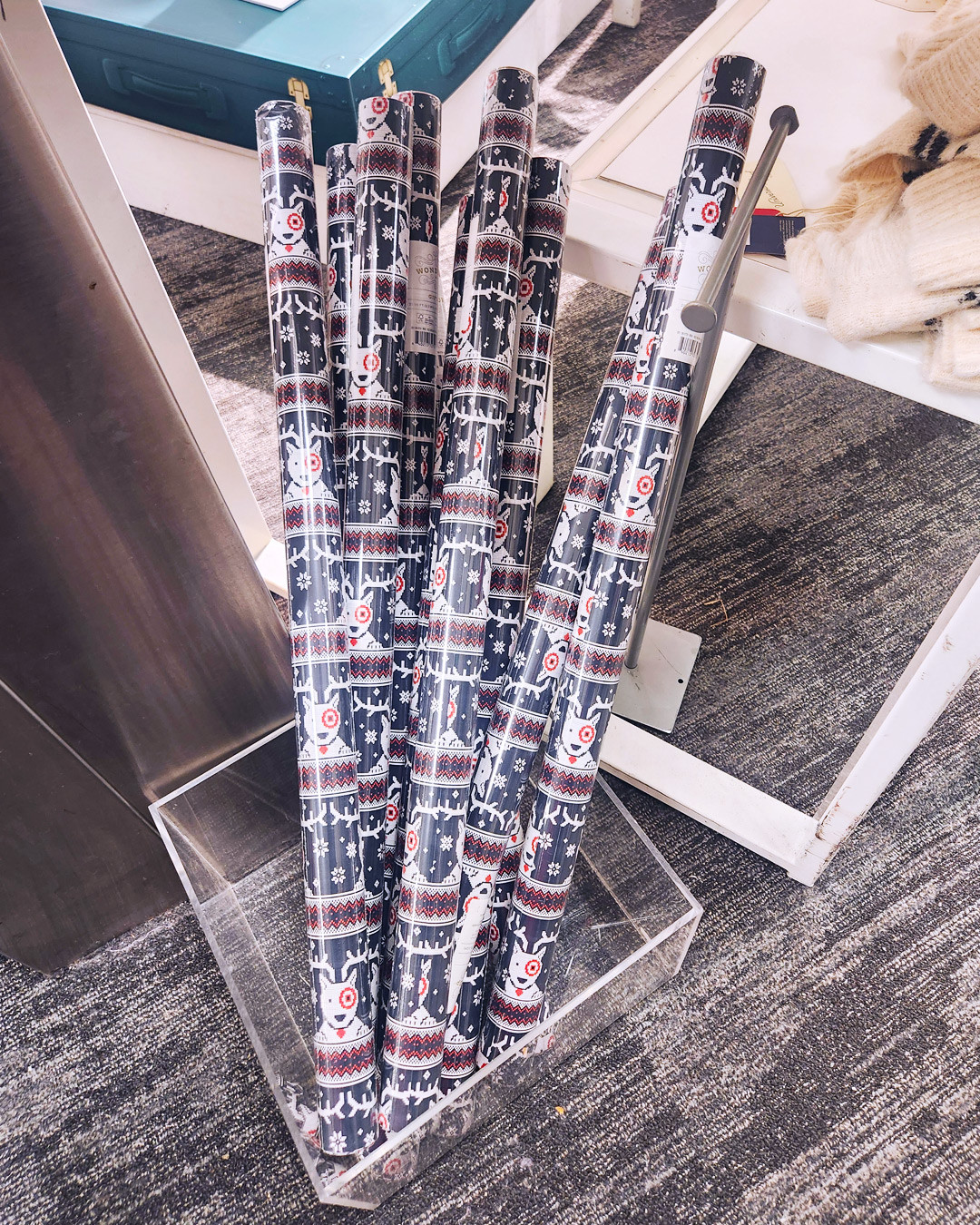 Bullseye Wrap Paper

#targetdeals 

 #LTKGiftGuide