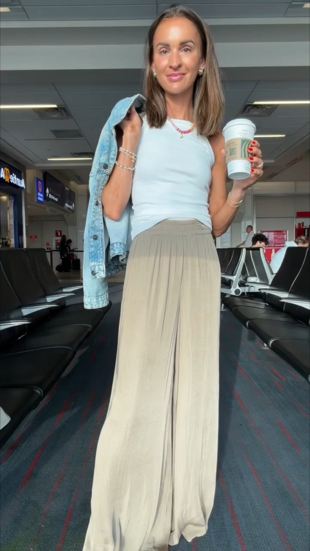 Early morning travel outfit ✈️

#LTKootd #LTKTravel