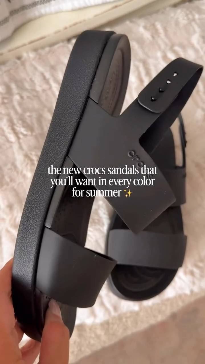 Comment NEED to shop these new @crocs sandals you’ll want in every color for summer! 💗🙌🏻✨ The style is so cute but insanely comfortable!!! Love them!! Follow @maciejade for more amazon fashion finds 🫶🏻 

crocs sandals | crocs | summer sandals | cute crocs | girly crocs | spring sandals | girly style | Brooklyn sandal