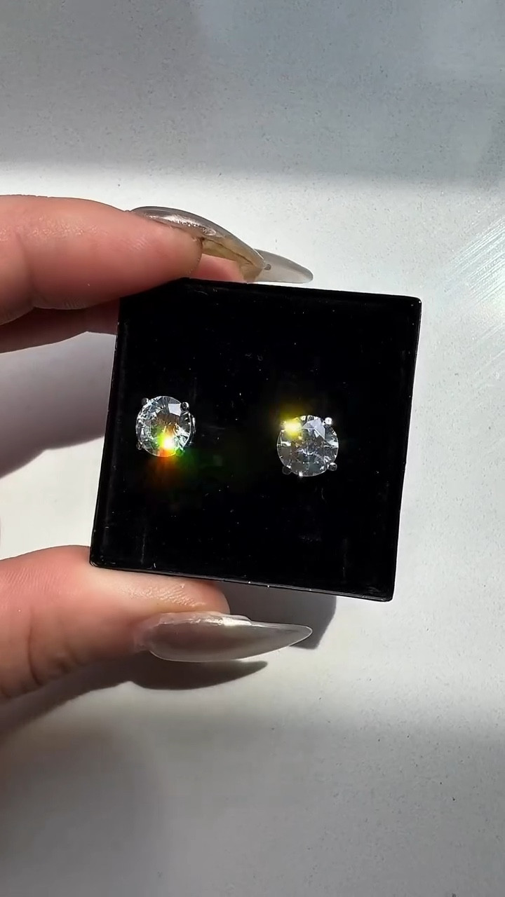 Gone are the days of draining your savings on diamonds just to look rich… these Amazon pieces give the same sparkle for a fraction.💎

#LTKFindsUnder50 #LTKWorkwear #LTKStyleTip