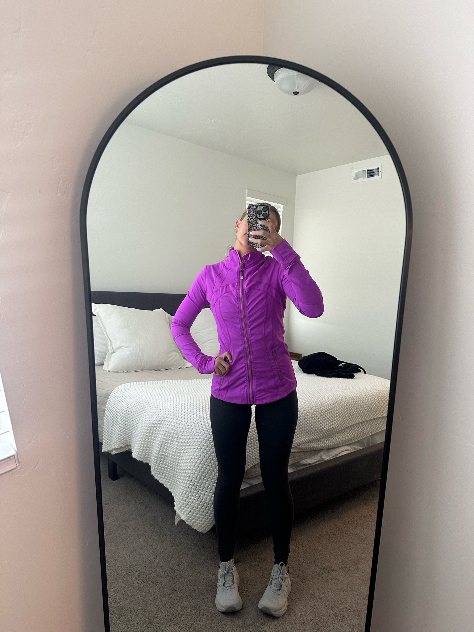 Chilly running fit

#LTKActive #LTKFindsUnder100 #LTKFitness