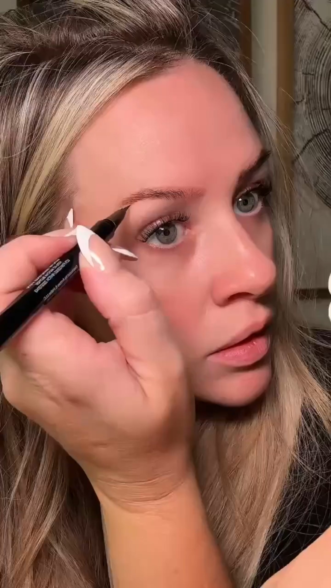 My go to eyebrow pencil for a natural look.


Eyebrow pencil  beauty products  Lowcarbdashian

#LTKStyleTip #LTKFindsUnder50 #LTKBeauty