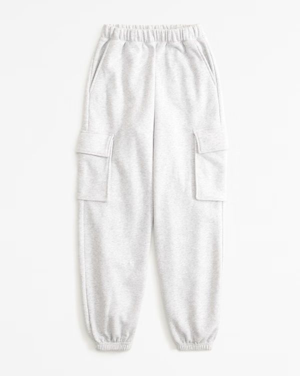 Women's Essential Oversized Cargo Sunday Sweatpant | Women's Bottoms | Abercrombie.com | Abercrombie & Fitch (US)