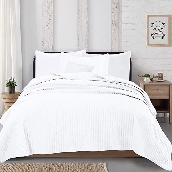 2-Piece Detailed Channel Stitch Quilt Set with Shams. White Twin Quilt Set, All Season Bedspread ... | Amazon (US)