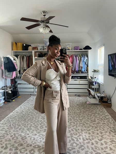 OOTD!! I wore this linen blazer and pant set to a lunch today and it was so perfect for spring. Super lightweight! What do you think?? My code STEPH10 saves you 10%

#LTKstyletip #LTKfindsunder100 #LTKSeasonal