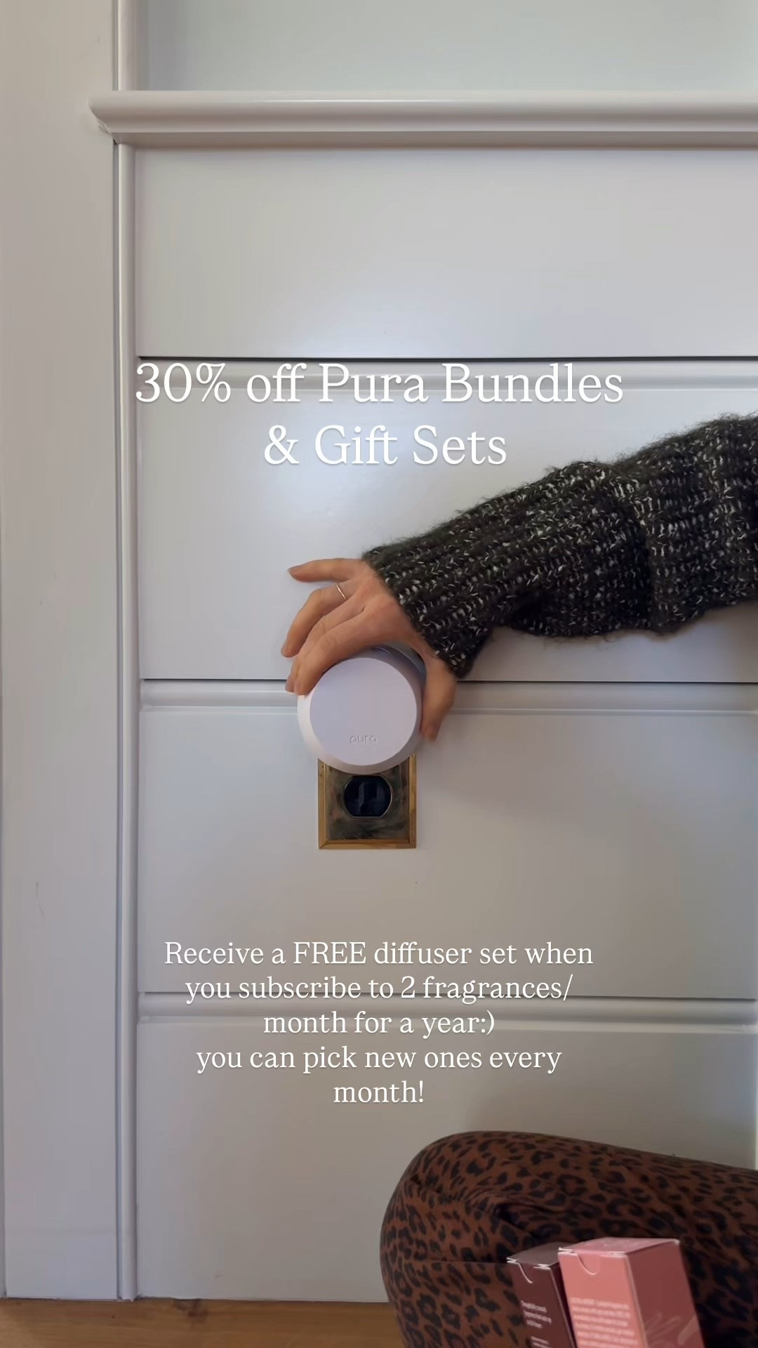 Pura is having a Cyber Monday sale! Receive a FREE diffuser set when you subscribe to 2 fragrance every month for 12 months (you can pick new ones every time!) They also have 30% off bundles and gift sets. Would make such a great gift! @pura #pura #purapartner #cybermonday 