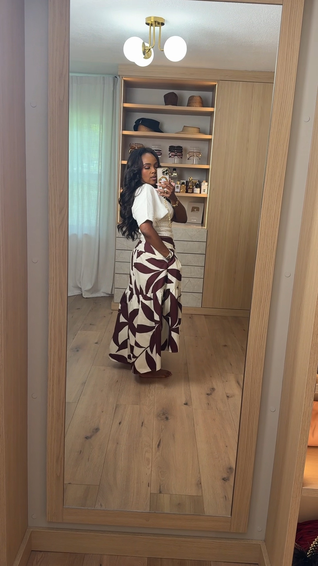 Hi Babes!

This outfit looks like it belongs on a luxury resort vacation 🤎✨

The rich chocolate and cream print paired with the textured knit top creates the perfect balance of elevated and effortless. It’s lightweight, flattering, and gives that “I just threw this on” look while still feeling completely put together.

Where to wear this:
• Resort vacations
• Brunch with friends
• Winery afternoons
• Summer date nights
• Cruise dinners
• Weekend getaways

Style tip: Add gold jewelry, a woven bag, and strappy sandals to really lean into the luxe vacation aesthetic.

Everything is linked below!

xx Kira | IG: KirasFashionFinds

34D - 27 - 40 • Size Small or 4