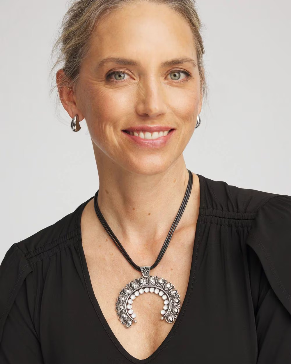 Short Horseshoe Pendant Necklace | Chico's