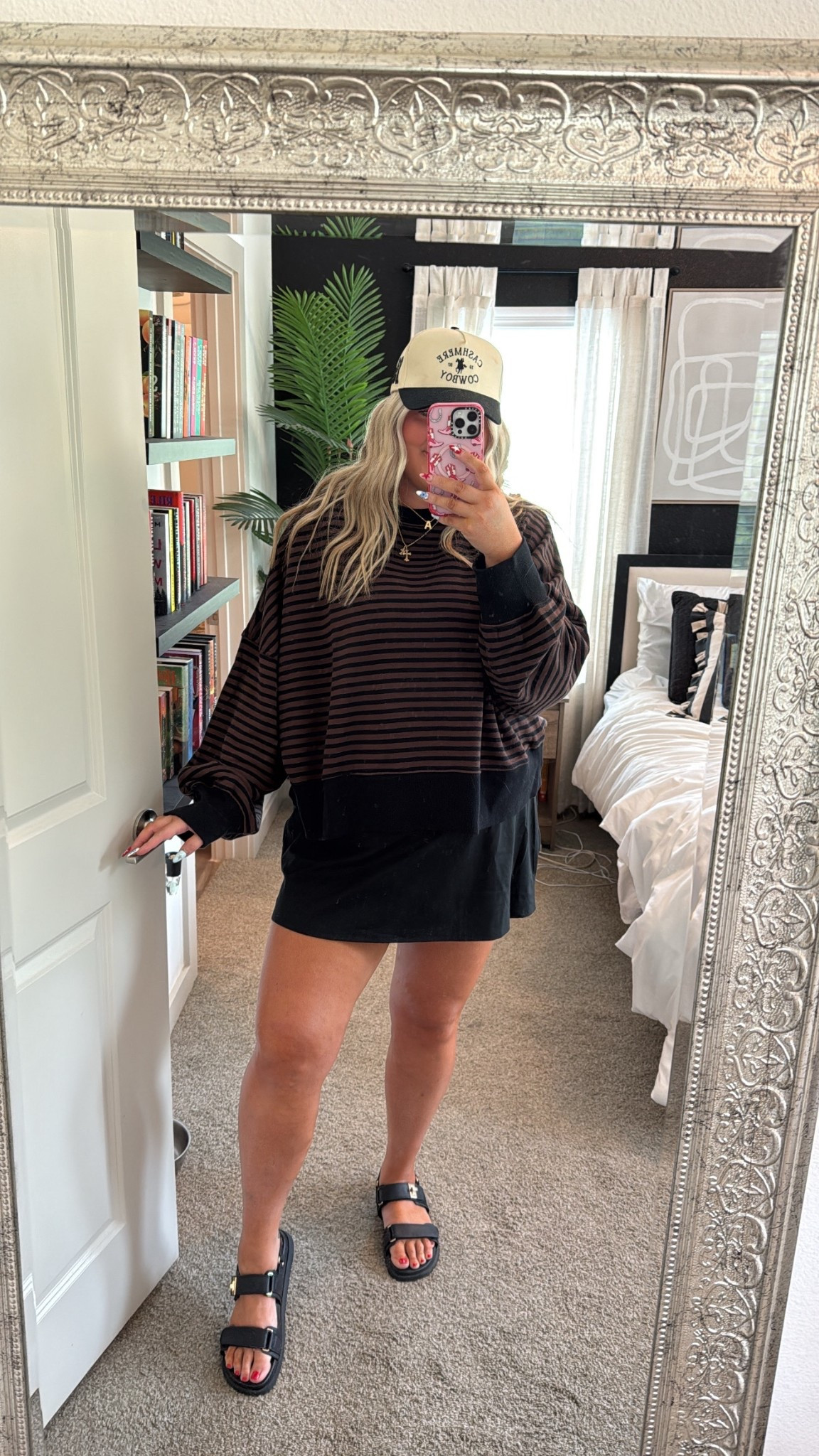 Size xxl top
Size 2x skirt 

#LTKMidsize #LTKActive #LTKPlusSize