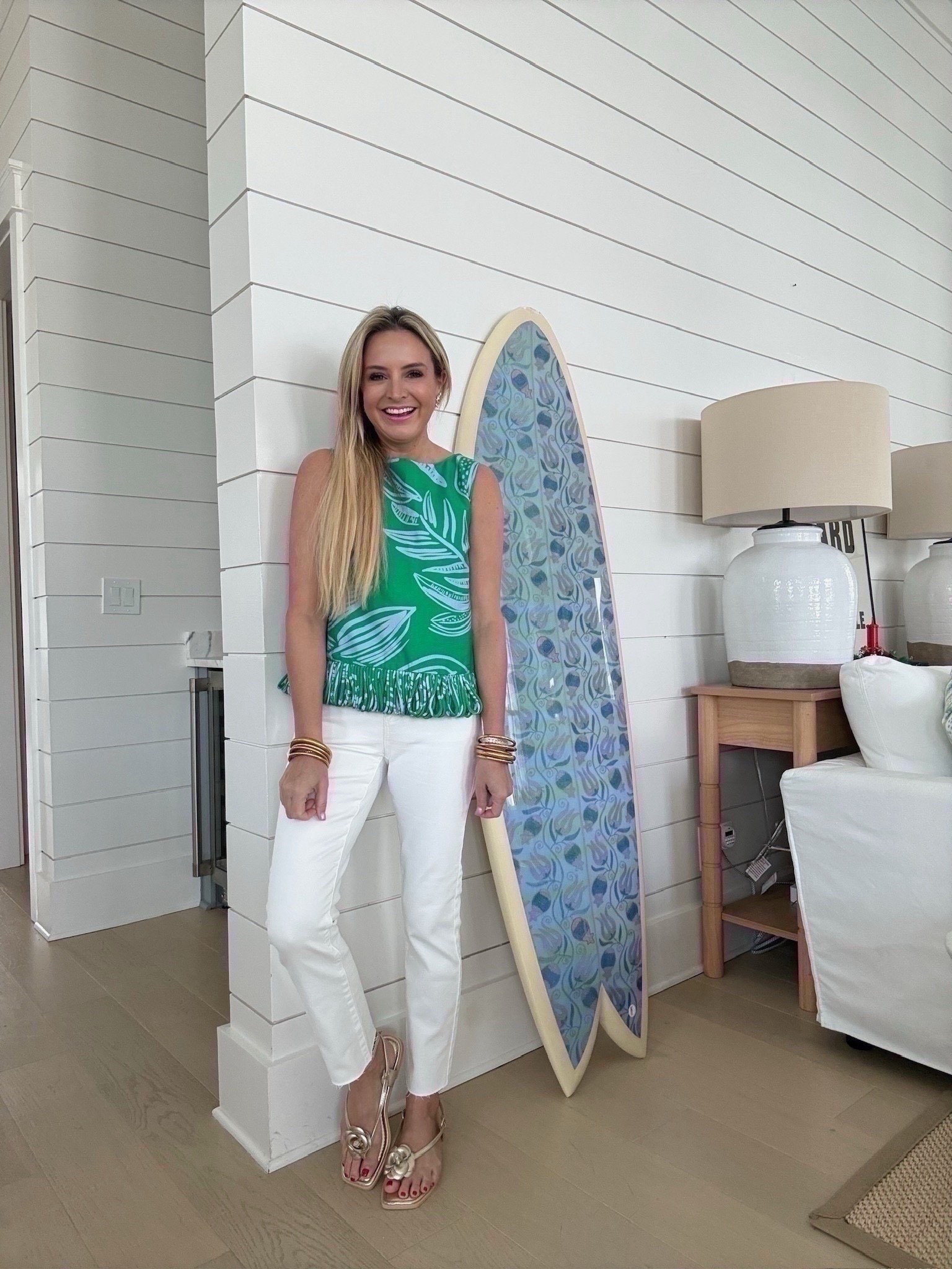 I love this top in green. Wearing xs in top and size 24 in denim 



#LTKdayinmylife #LTKSeasonal #LTKootd