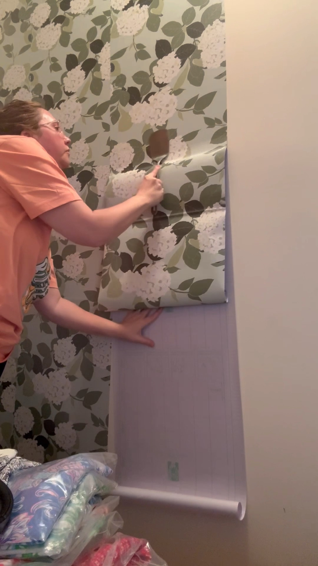 I swapped the closet and the room Ha! So the room is my CLOSET and the closet is my office! 

My clothes need to breathe and have space! 

#livinglargeinlilly #wallpaper #hydrangeawallpaper #office #closets #diy 

P.s take the time to match up the pattern I had no patience for it and didnt care


#LTKHome #LTKmomlife #LTKdayinmylife