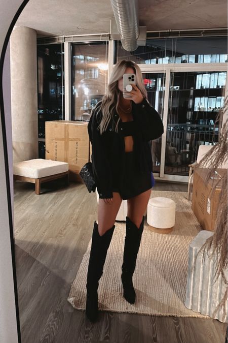 All Black Fall Outfit

Cowboy Boots, Christmas Tree, Fall Outfits, Christmas Decor, Thanksgiving Outfit, Wedding Guest, Christmas, Boots, Jeans, Family Photos, Holiday Outfits

#LTKstyletip #LTKshoecrush #LTKfindsunder100