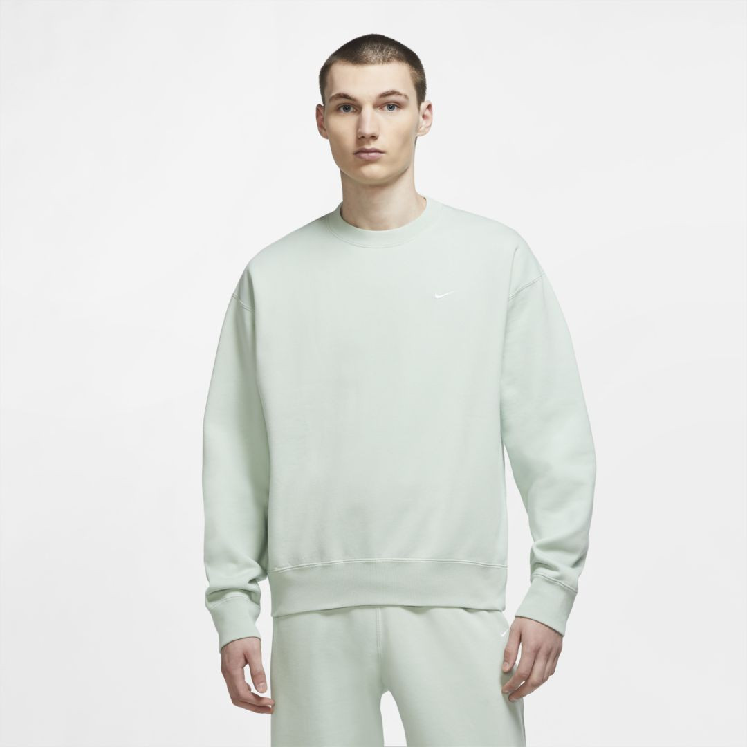 NikeLab Men's Washed Crew (Pistachio Frost) | Nike (US)
