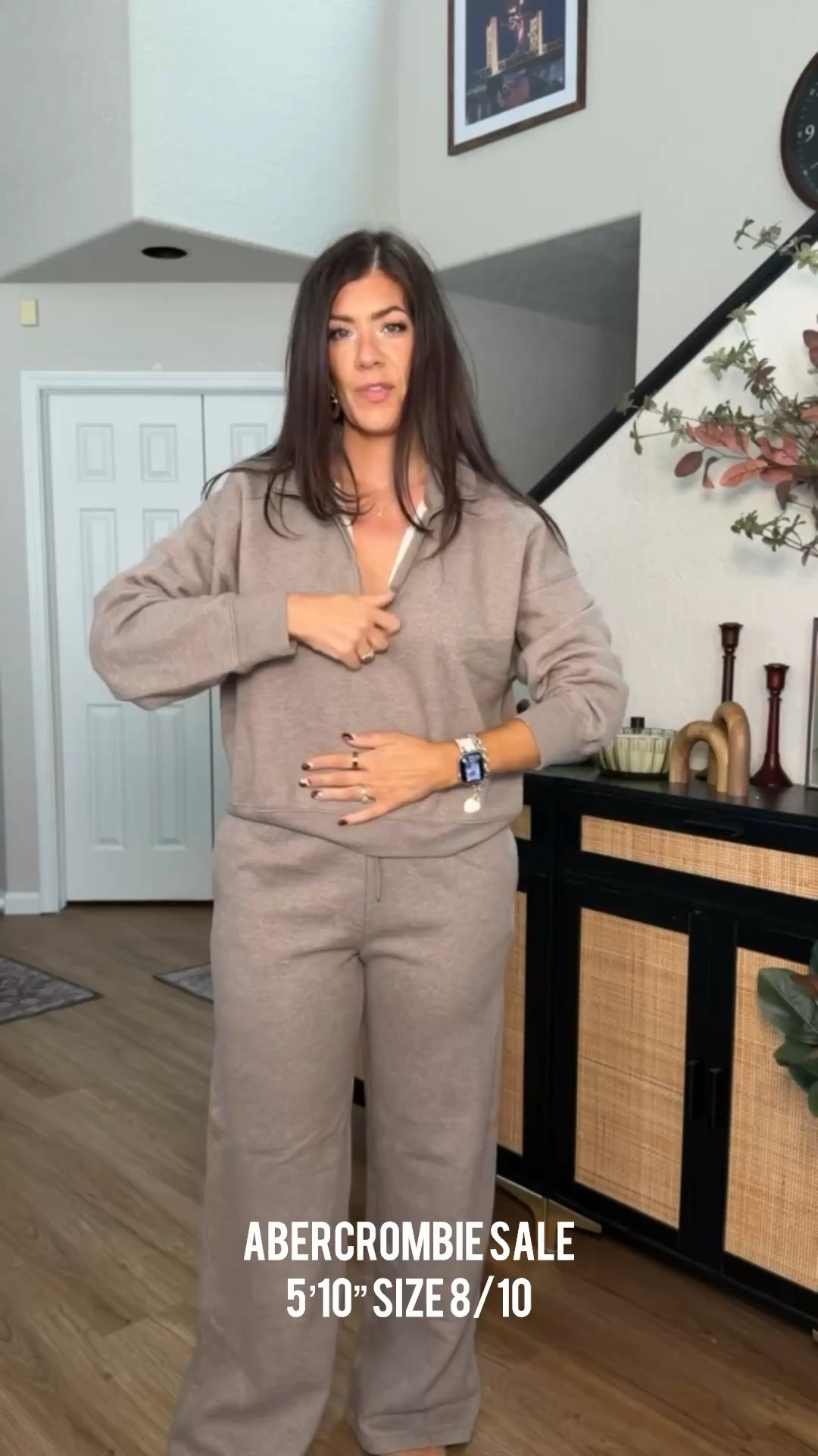 In a medium half cup and medium tall Midsize fashion, Abercrombie, fall fashion, fall style, trendy fashion, casual outfits, fall outfits, mom style, matching set, travel outfit, comfy style, easy outfit