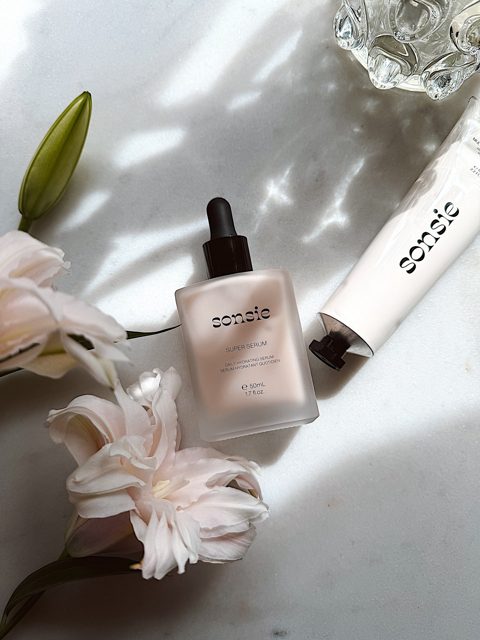 🖤🤍🖤

#LTKselfcare #LTKBeauty #LTKmorningroutine