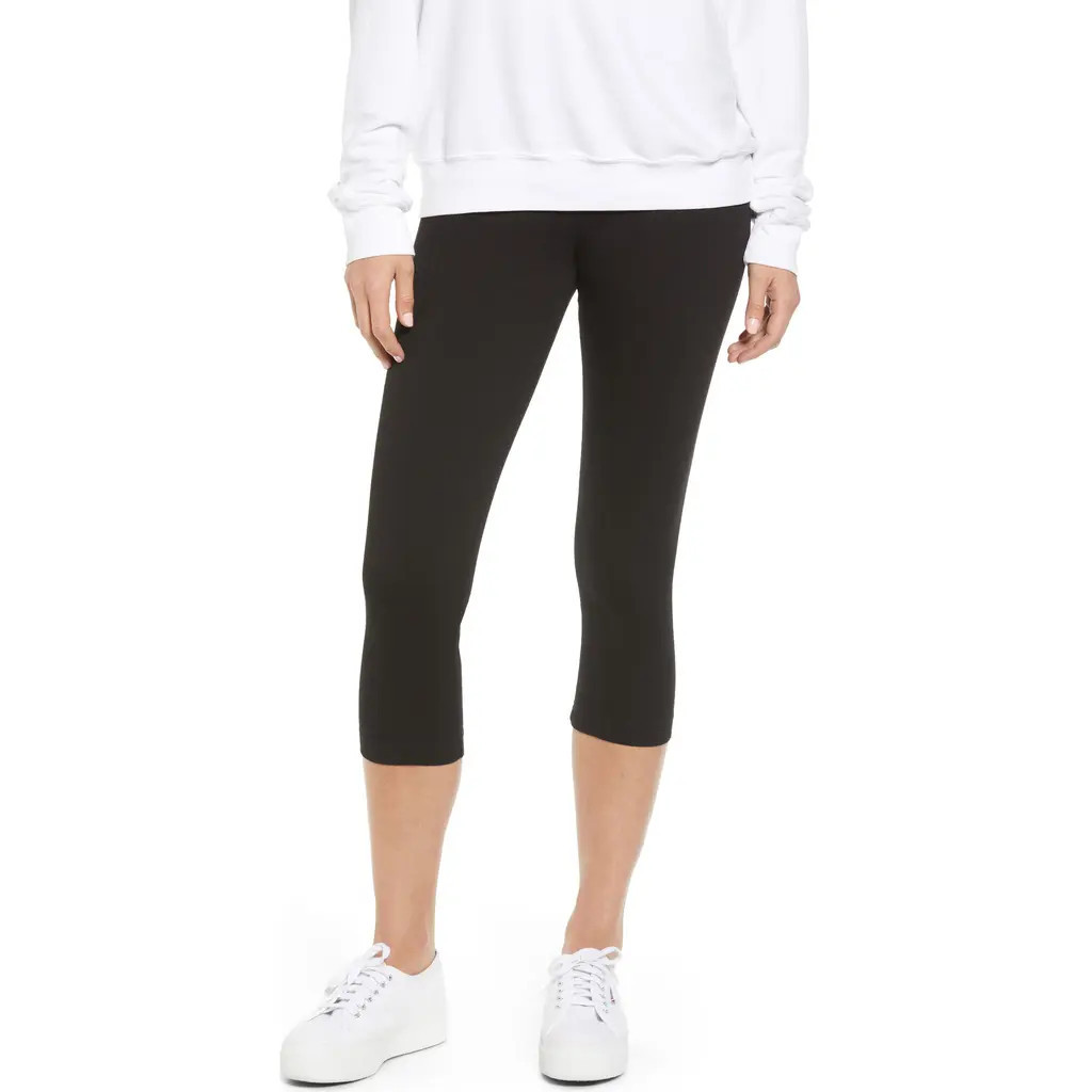 'Lyssentials Denim Capri Leggings in Black at Nordstrom, Size X-Large | Nordstrom