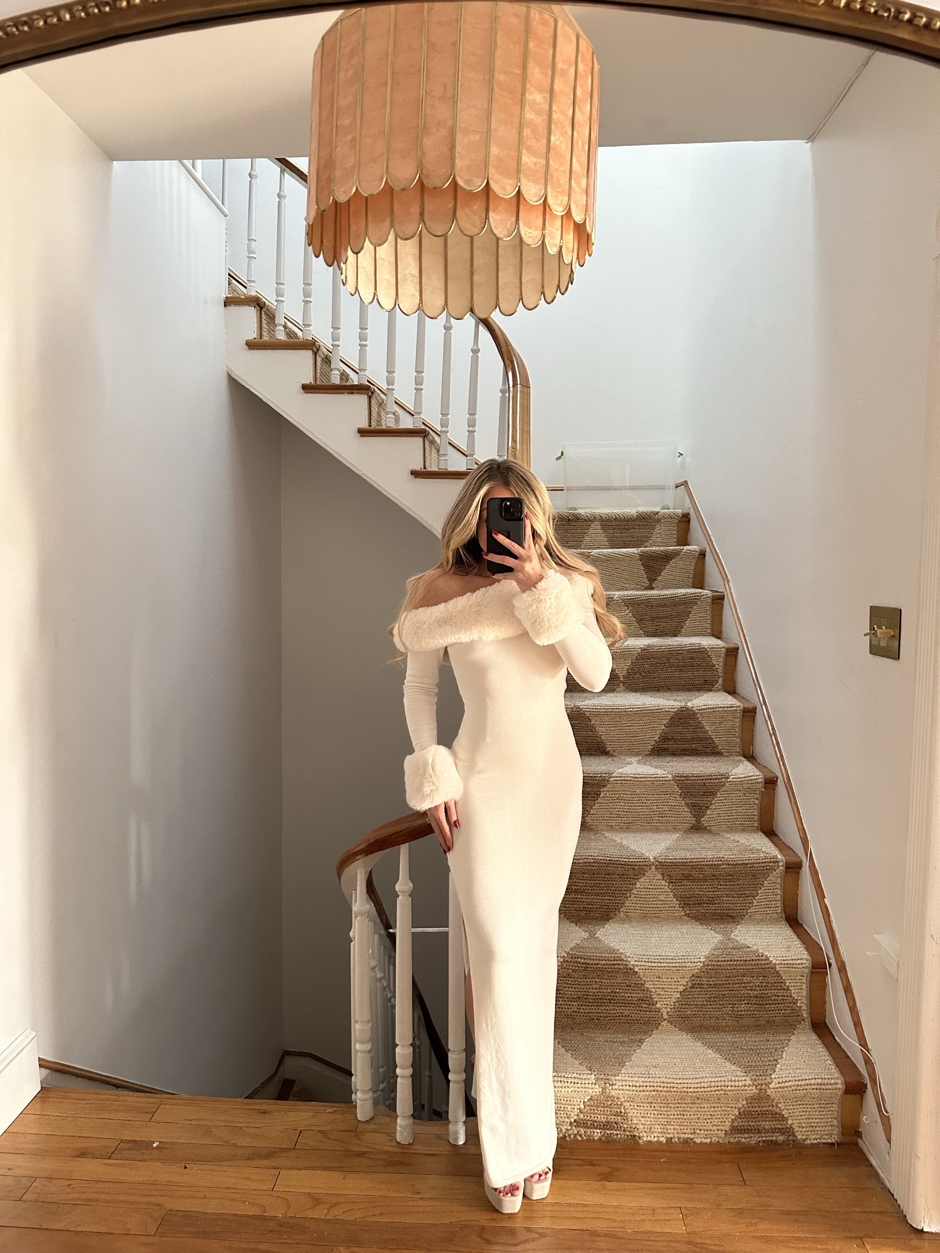 Meshki haul faux fur dress giving mob wife ❄️ wearing size xs fits TTS

#LTKHoliday #LTKSeasonal #LTKParties