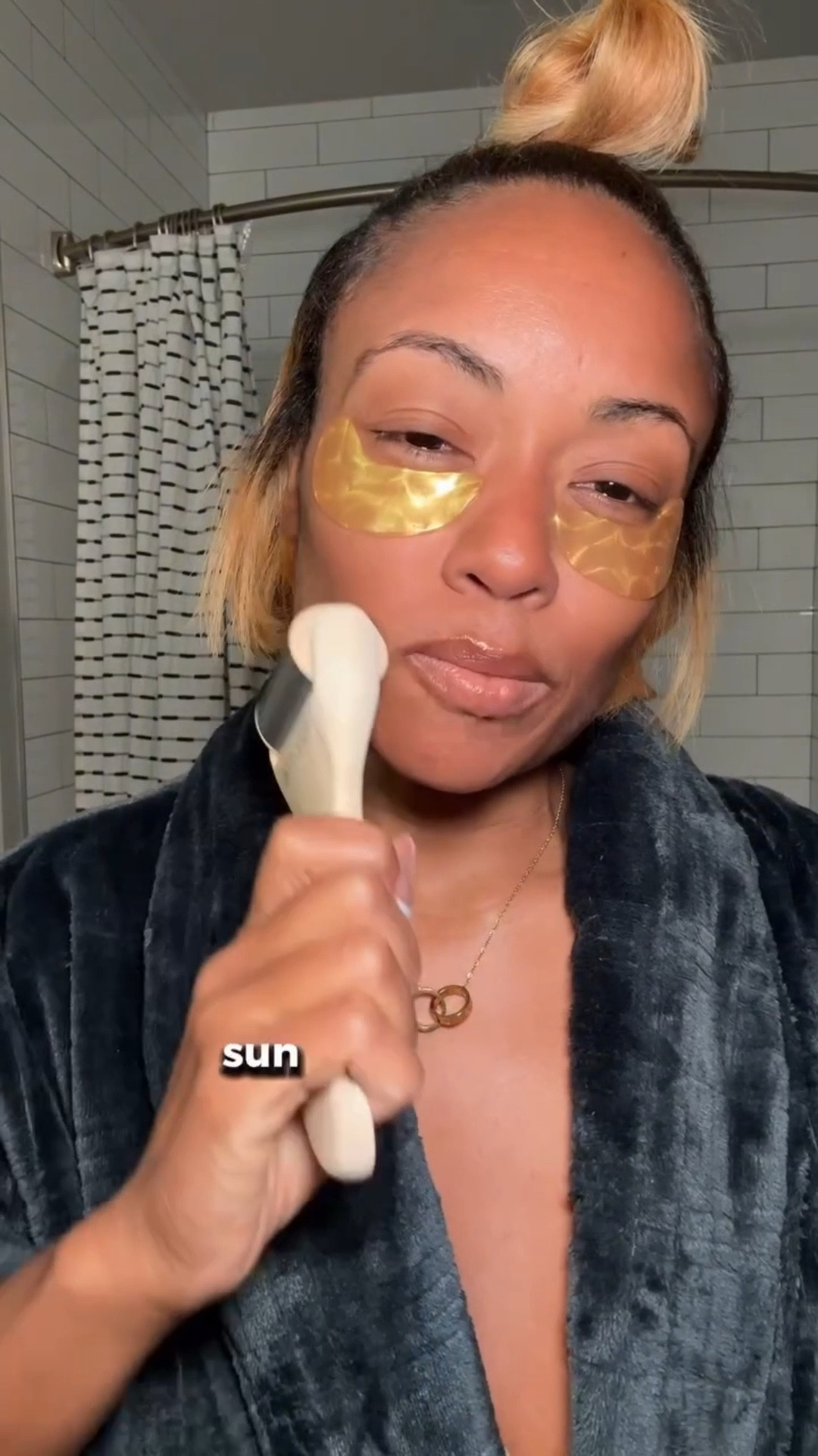 My post sun exposure ultra nourish skincare routine
☀️Toner @skinandco 
☀️Eye mask @orogoldcosmetics 
☀️Serum @oneloveorganics 
☀️Dark Spot Corrector @larocheposayusa 
☀️Hyaluronic Acid @theordinary 
☀️Vitamin E w/Aloe @typologyparis 
☀️Moisturizer @elemis 
☀️Serum spray @dalba_global 
☀️Lips @laneige_us 

Enjoy your glowing nourished skin

#summerskin #glowingskin