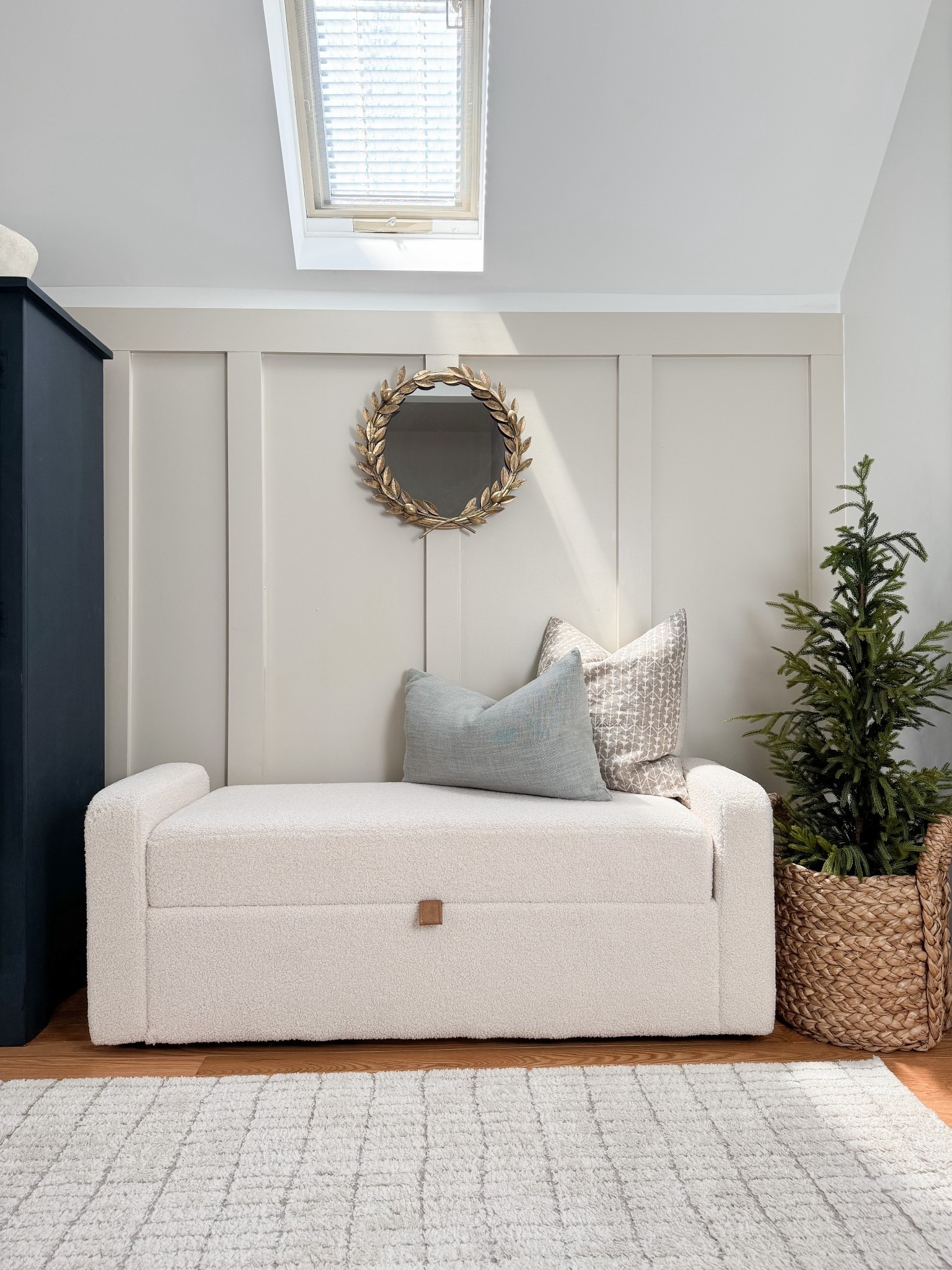 Coastal Hallway Decor

Amazon faux tree, Handwoven tote basket, Amazon decor, embroidered throw pillow, neutral throw pillow, cream storage bench, home decor, home styling, coastal home decor, sherricalnanhome

#LTKHome #LTKFindsUnder50