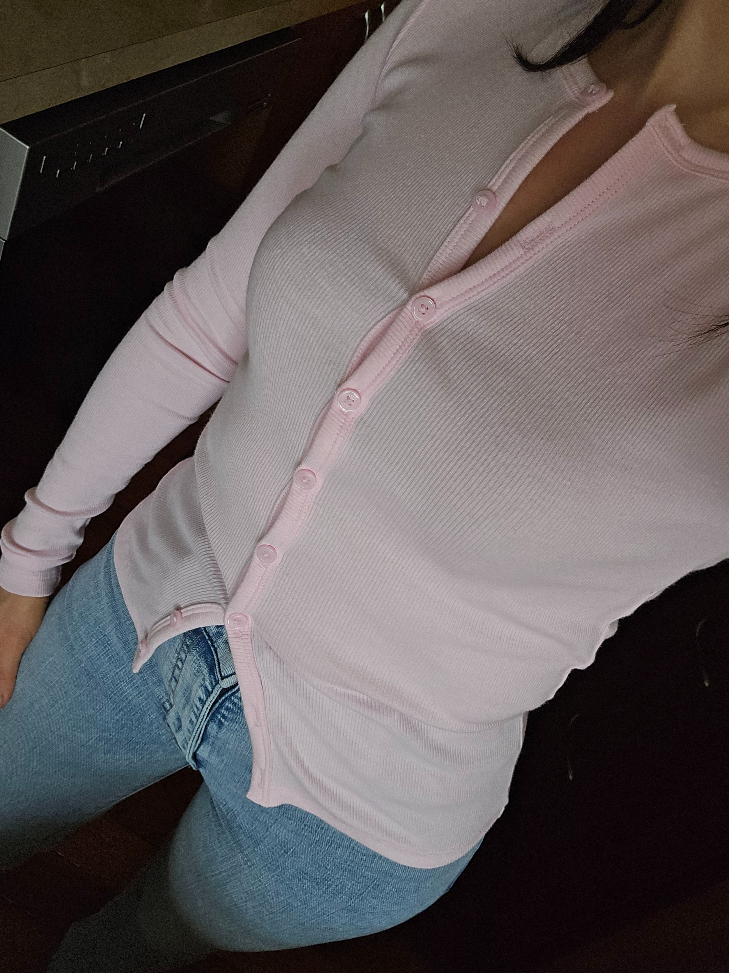 Wearing my fave jeans & this super cute cardigan from @aritzia today 🩷 the quality of this top feels so nice, might need a few more of these!

#LTKootd #LTKSaleAlert #LTKSeasonal